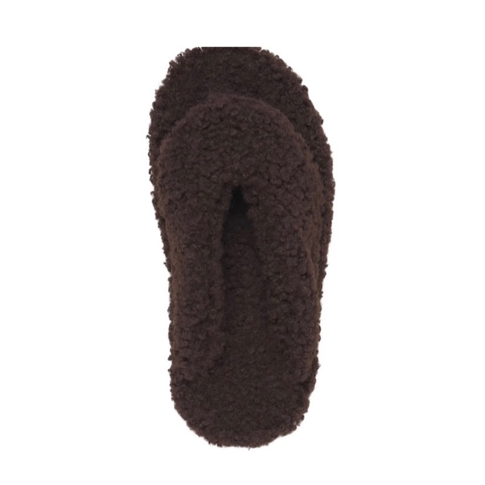 SKIMS Cozy slippers
